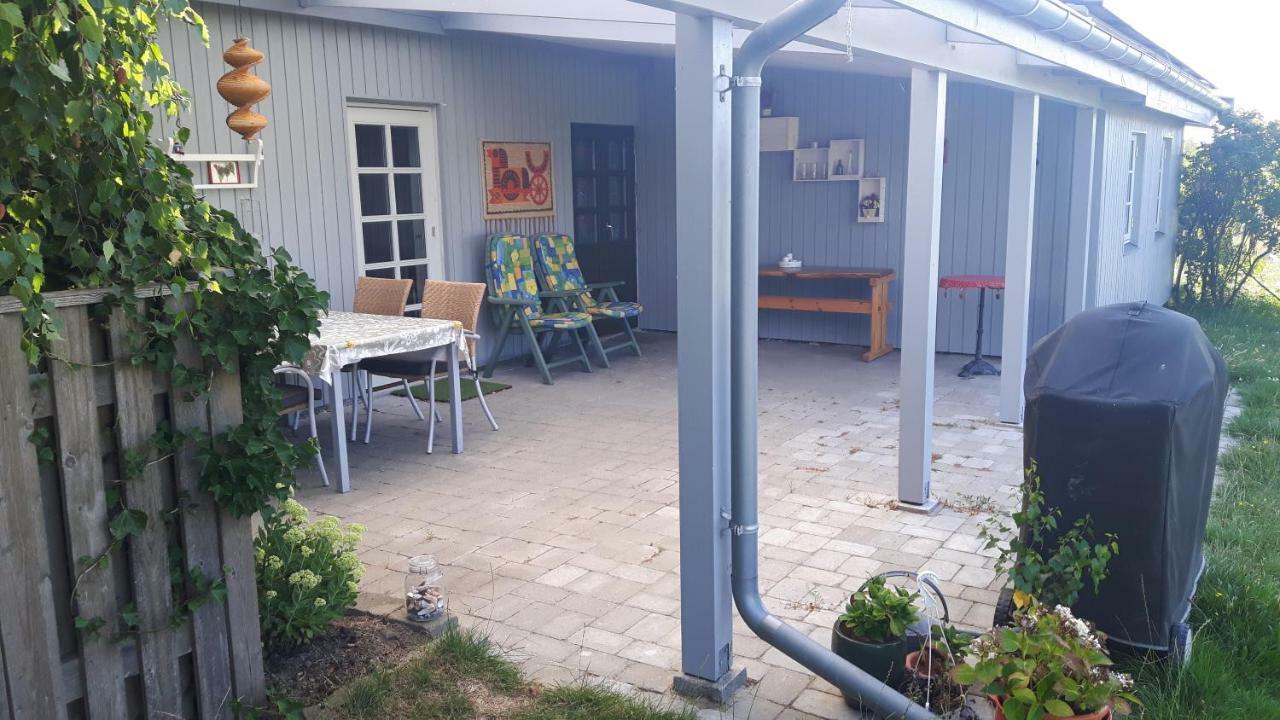 Pelikan Garden 1 Ferielejlighed Max 4 Personer Ved 2 Personer 650,00 Ekstra Personer 150,00 Kr Ekstra Stege Zewnętrze zdjęcie